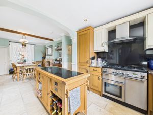 Kitchen- click for photo gallery